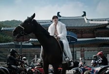 스트레이 키즈가 곧 장르, 반하게 될 ‘SKZ표’ 올드스쿨 [뉴트랙 쿨리뷰]