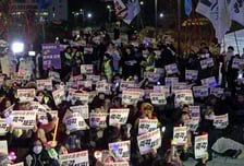 "계엄 무서워, 한국 안갈래" 취소 쏟아졌다…외국인 여행 예약 65% '뚝'