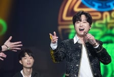 이찬원, 대상 받고 'KBS 연예대상' 세대교체 이뤄낼까 [IZE 진단]