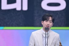 이찬원, '20대 연예 대상'에 담긴 의미와 가능성