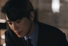 '나완비' 이준혁, 한지민 향한 로맨스 눈빛! 설렘 경보 발령 [오늘밤 TV]