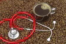 "커피 마시면 혈압 올라" 사실일까…고혈압 환자 25년간 조사해보니