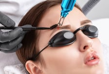 문신·반영구화장 합법화 제동 건 의협 "암 유발하고 판독 방해…강력 대응"