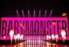 베이비몬스터, 끝내주는 라이브 [현장에서]