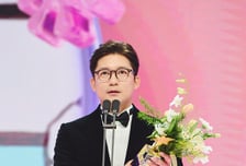 '연예대상 3관왕' 김대호, MBC 떠나 프리 선언?