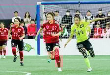 '골때녀' 박하얀, 천적 탑걸 격퇴 역전골...국대패밀리 승리 견인