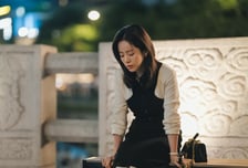 '나완비' 한지민, 이준혁의 손을 계속 잡을까? [오늘밤 TV]