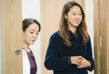 '별물' 공효진, 의사남친 이민호의 본업 모멘트에 하트 뿅뿅[오늘밤 TV]