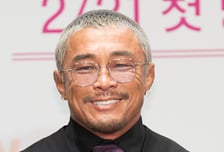 [단독] "아조씨 왔다"....추성훈, 김동현 대신해 '핸썸가이즈' 출격