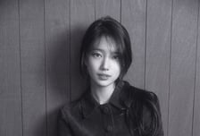 수지 '컴백', 한없이 따뜻하다가 불현듯 사무치는 [뉴트랙 쿨리뷰]