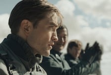 미키 17ㅣ 죽는 게 일인 로버트 패틴슨의 극한 직업