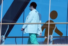 1년 채웠는데…돌고 도는 의정, 내년 의대정원 놓고 또 공회전?