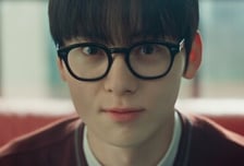 황민현, 다시 발견된 왕자님