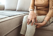 인공관절했는데 "아파" 의사는 괜찮다는데 왜? 32년 '무릎팍 도사'의 고백