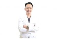 "오락실 펀치 날리고 주먹 안 쥐어져" 타박상인 줄 알았는데 손등 변형?