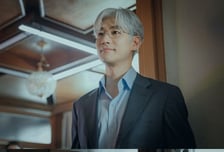 '협상의 기술' 이제훈, 도망간 개발자를 잡아라! [오늘밤 TV]