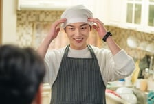 '그 놈은 흑염룡' 최현욱, 본부장 대신 주부로 변신 [오늘밤 TV]