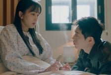 '언더커버 하이스쿨' 서강준, 진기주 찌른 범인 정체에 '충격' [오늘밤 TV]