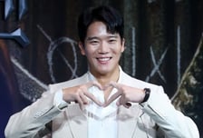 [단독] "내가 조선의 왕"...하석진, '은애하는 도적님아'로 안방 컴백