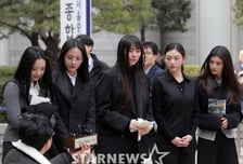 어도어vs뉴진스, 전속계약 분쟁 시작..여전히 극명한 입장차