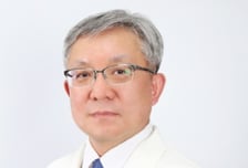 허리 아픈 엄마, "괜찮아" 참다가…최악 '하지 마비' 부른다