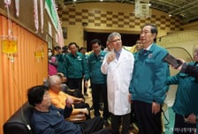 "尹 파면 기다렸다" 반격 나선 의사들, '윤석열표 의료개혁' 뒤집나