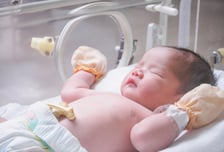 "희귀병 찾는 신생아 유전체 검사, 국가가 주도해야" 의사 강력권고, 왜