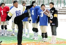 하인스 워드, '이 치료'로 슈퍼볼 뛰었다…퇴행성 관절염까지 영역 확장