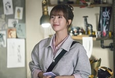 '바니의 오빠들' 노정의, 비주얼 남신 풍년에 그칠 수 없는 미소 [오늘밤 TV]