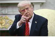 트럼프 '보건 행정인력 2만명 해고' 구조조정…"신약허가 차질 우려"