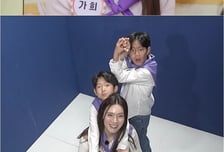 '공부와 놀부' 가희, 두 아들과 우월 비주얼 과시[오늘밤 TV]