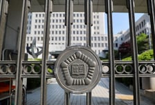 "이재명 선고 벌써?" 이례적 속도전에…'29% 급등' 관련주 뛴다