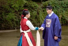 '귀궁' 육성재X김지연, 위험천만 소환 의식...수귀 출몰 예고