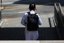 "제적 확정되면 우리 발로 나간다" 의대생들, 자퇴 원서 제출 결의