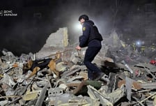 3년 전쟁 드디어 끝?…푸틴-트럼프 통화에 '이 종목들' 뛰었다