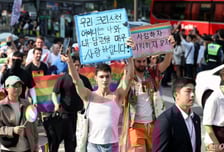 [단독]퀴어축제에 수백만원 예산 쓴 질병청 "에이즈 예방 홍보 목적"