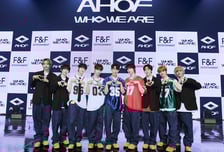 "모두가 진심"..아홉, 눈물과 함께한 데뷔 출사표