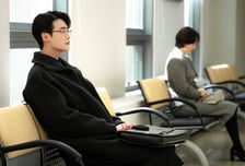 '서초동' 이종석, 옛 연인 이유영과 이혼재판서 재회...얄궂은 운명