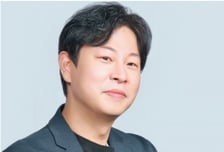 "발도 들이지 마" 막았지만…공장 뛰놀던 신발덕후, 업계 뒤흔든 발도장