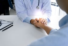 마음건강과 정신건강은 다르다? 의사들 반발 부른 '이 법안' 뭐길래