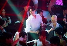 '서초동' 이종석-문가영, 정장 벗고 파격변신  "이런 모습 처음이야!"