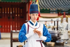 '폭군의 셰프' 임윤아, 숙수 됐다...미모 아닌 실력으로 수라간 접수