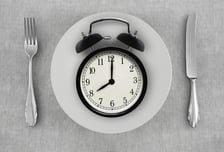 특별한 식단 없어도 '16시간 금식'…지방간·체중 '쏙'