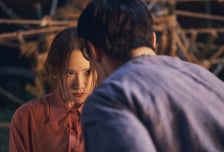 '악마가 이사왔다', 연인 관객들을 위한 맞춤용 데이트 무비