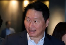 재계 총수들 방미사절단 출국 시작…최태원 "열심히 할게요"