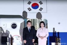 "잘하고 오셨습니까" 이재명 대통령, 3박6일 일·미 순방 성과 안고 귀국