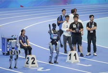 노란봉투법발 로봇주 랠리 이어진다…러셀·나우로보틱스 급등