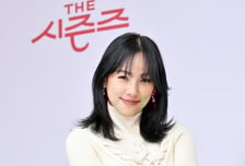 [단독] 이효리, 이번엔 설 아닌 진짜…9월 서울서 요가원 개업