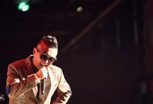 돌아오는 김건모, '컴백' 그 이상의 의미 [IZE 진단]