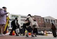 ‘콩나물 교실, 학교 찾아 삼만리’는 그만